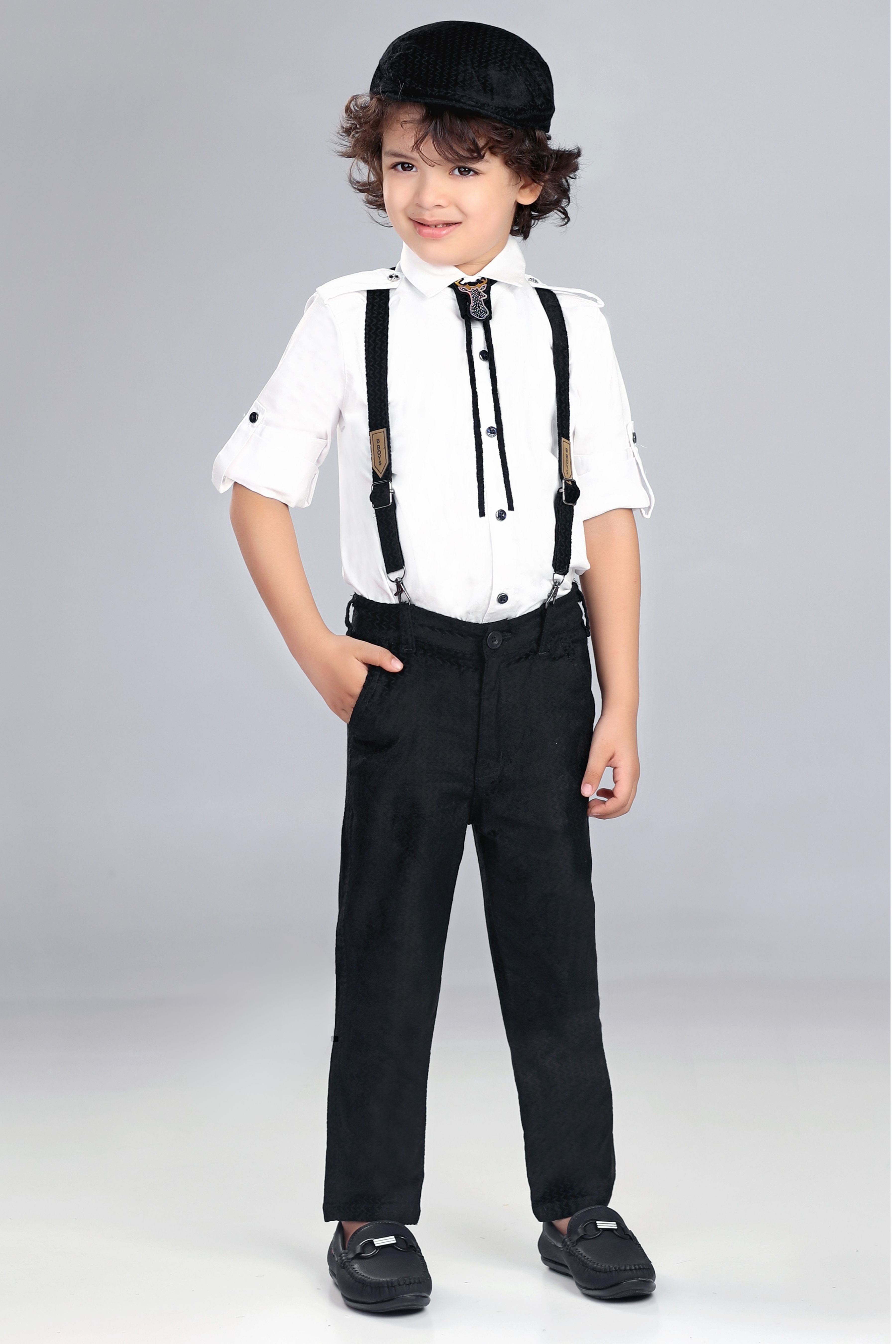 Black and white classic suspender set