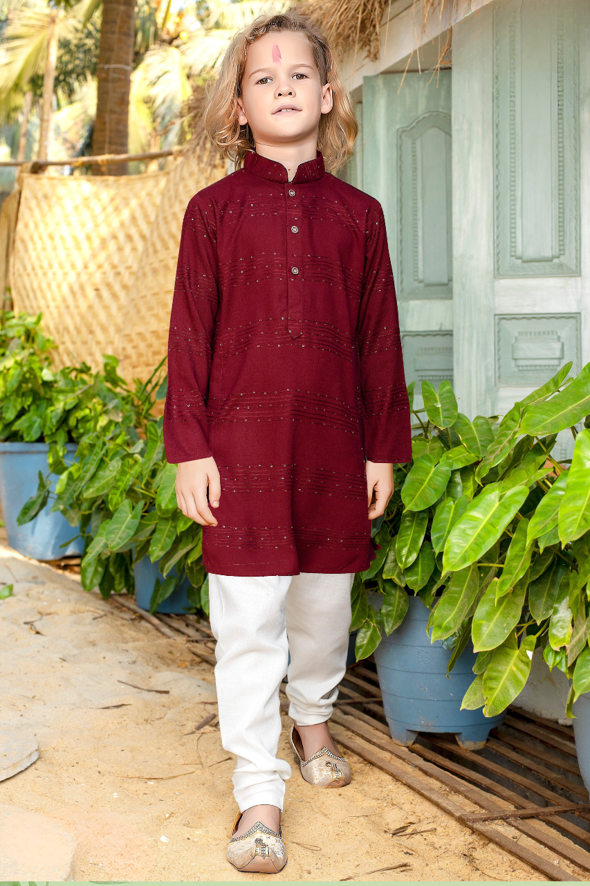 Maroon & White Boys’ Elegant Embroidered Mandarin-Collar Kurta Set