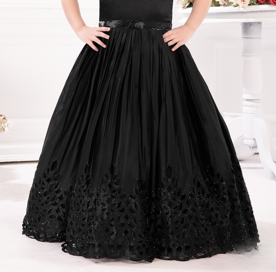 Black Girls’ Floral-Appliqué Gown with Detachable Sleeves